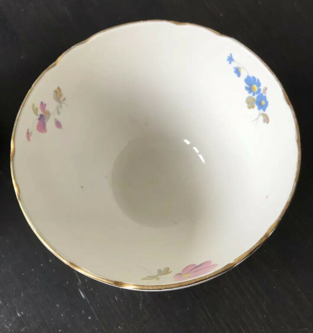 Pretty Vintage Royal Cauldon Sugar Bowl / Trinket Bowl . Pretty country style floral design.