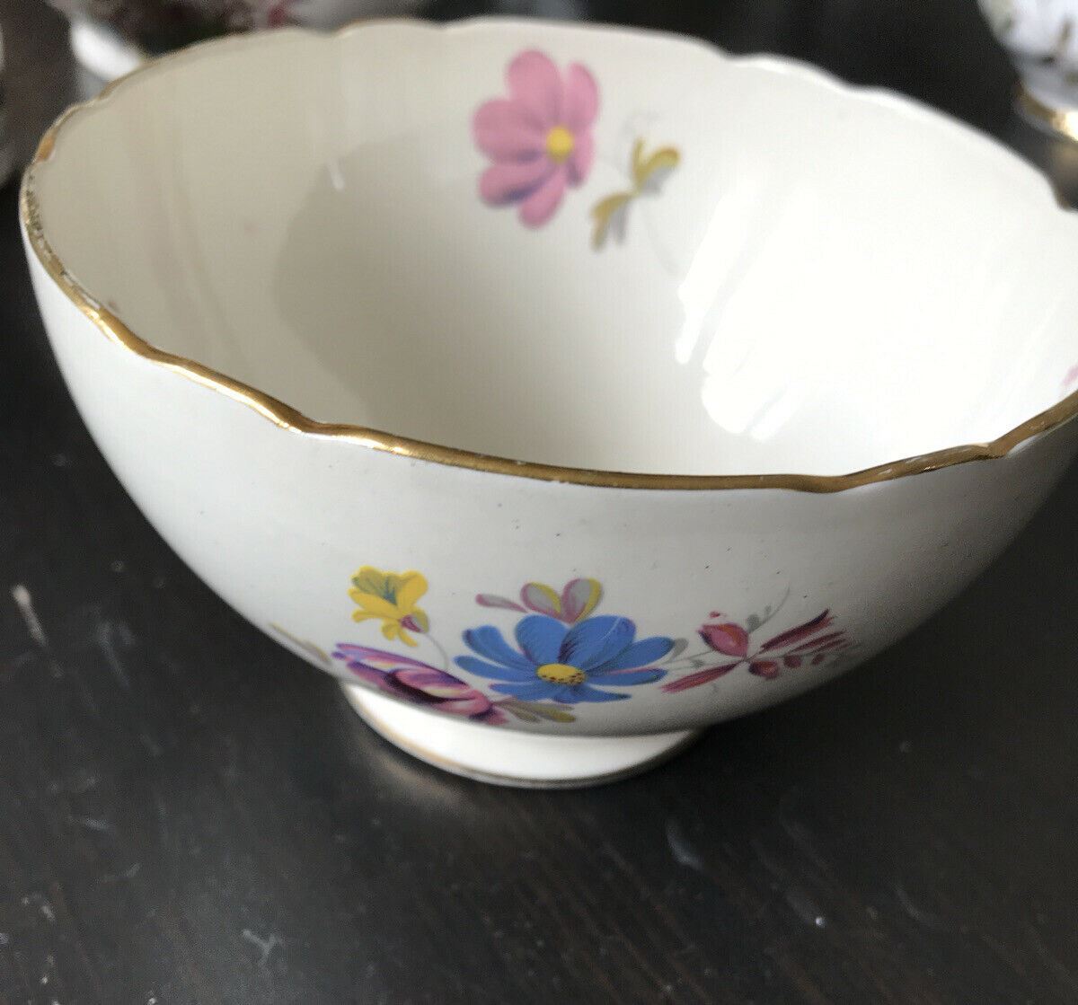 Pretty Vintage Royal Cauldon Sugar Bowl / Trinket Bowl . Pretty country style floral design.
