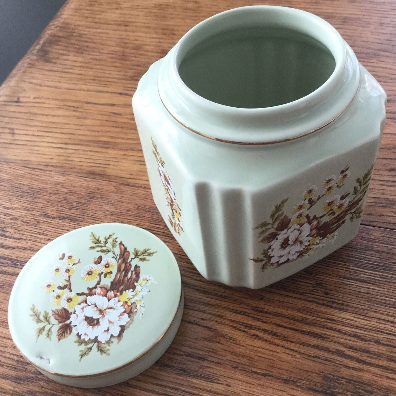 Sadler England Ginger Jar - Pale Green Floral Lidded Pot - Kitchen / Bathroom Storage Jar