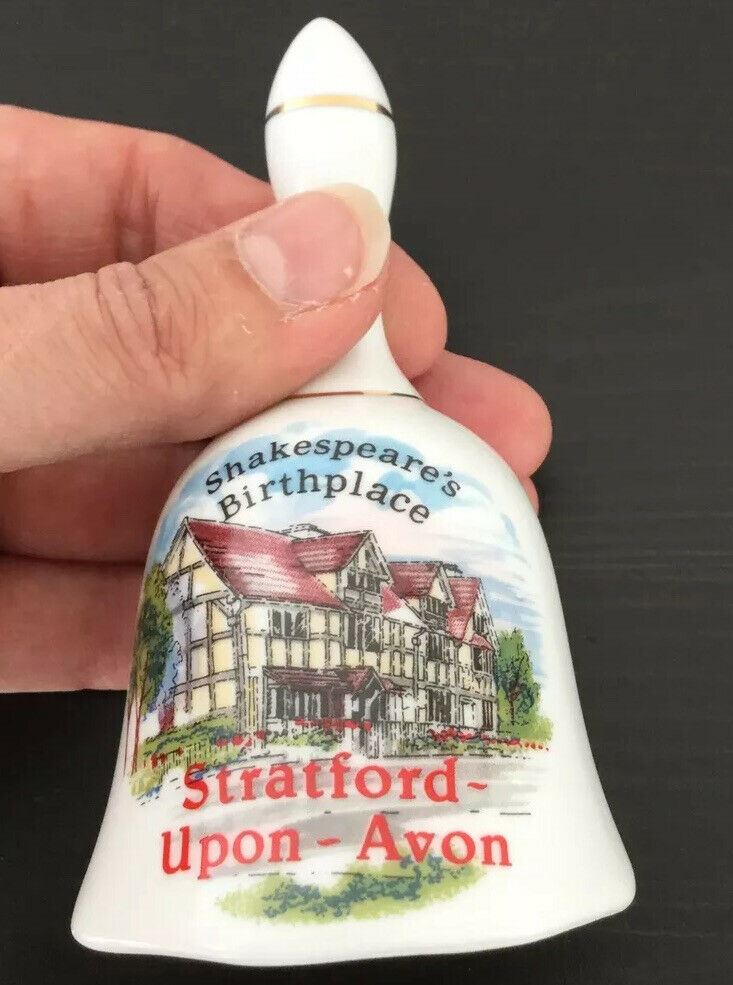 Shakespeare's Birthplace Stratford Upon Avon Souvenir. China Bell.