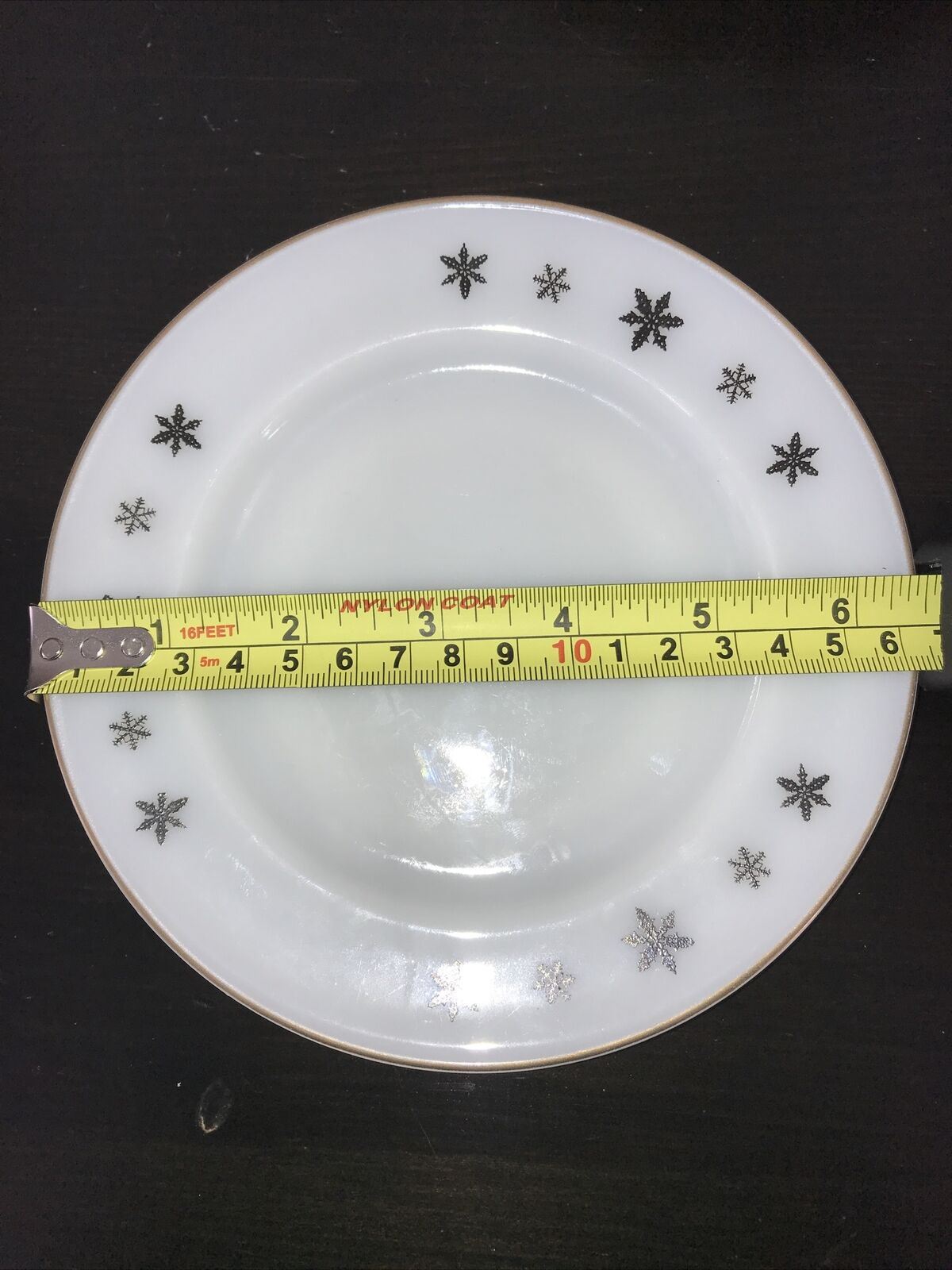 Vintage Pyrex JAJ Gaiety Snowflake Side Plate. Sold Singly. Christmas plate - retro Christmas