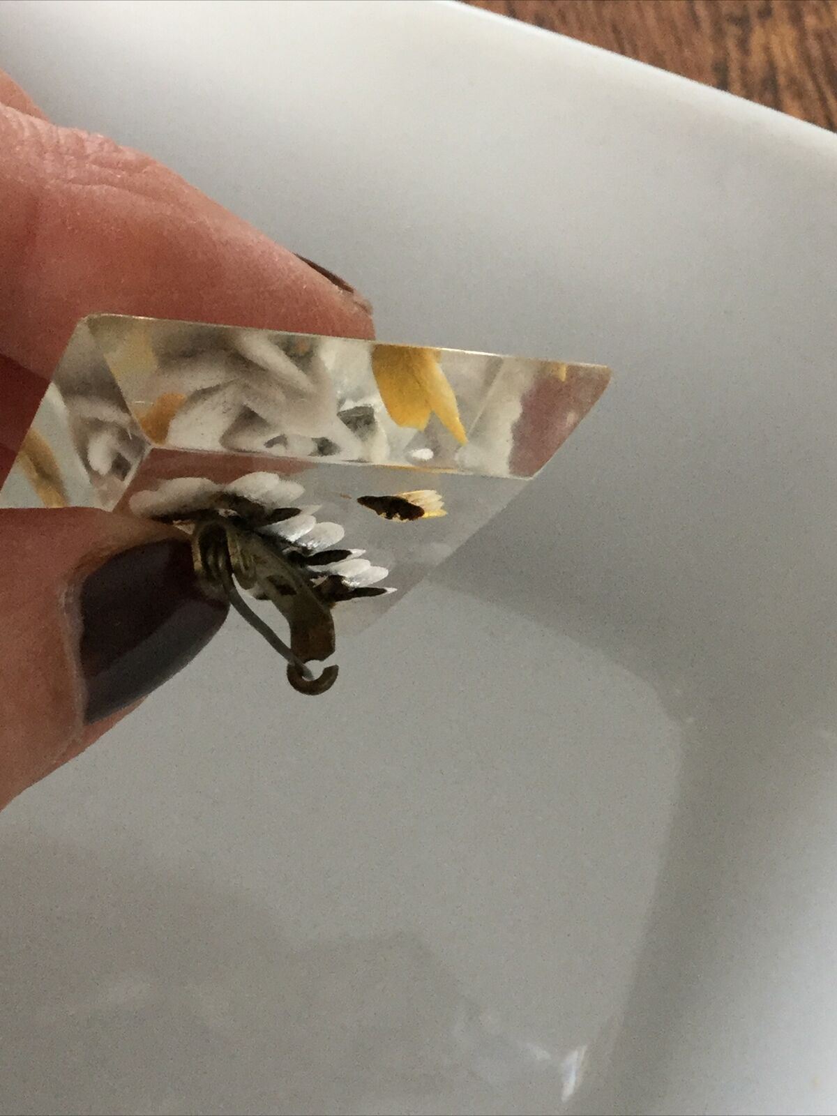 Vintage 40s 50s Oblong Floral Brooch Pin Jewellery. Reverse Carved. Lucite.