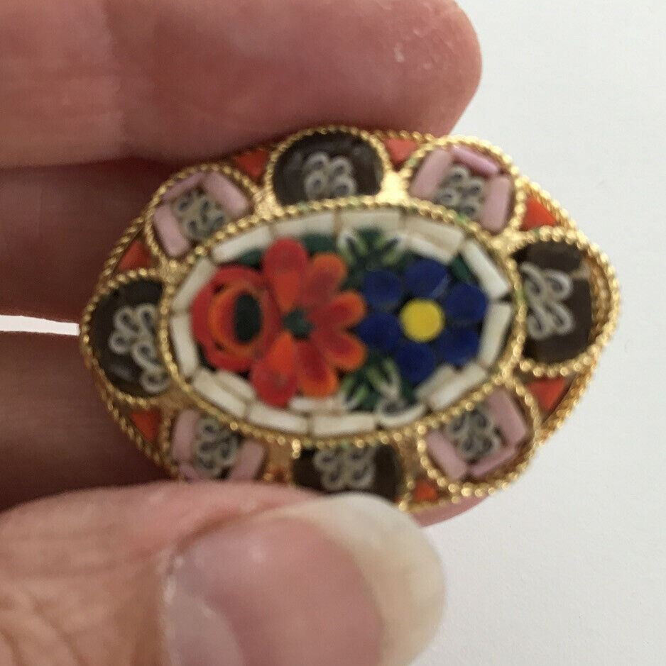 Vintage Micro Mosaic Art Deco Brooch. Gold Tone Filigree. Flower Floral