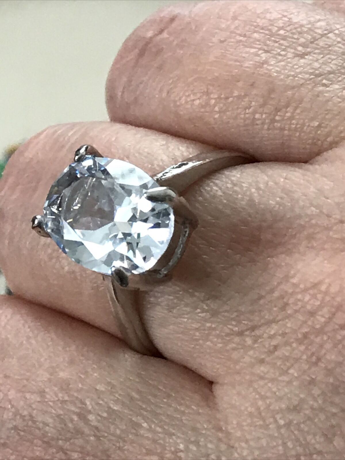 Cocktail / Dress Ring - Silver Tone - Crystal Stone - Size S - Solitaire - Party / Going Out - Chunky Solitaire