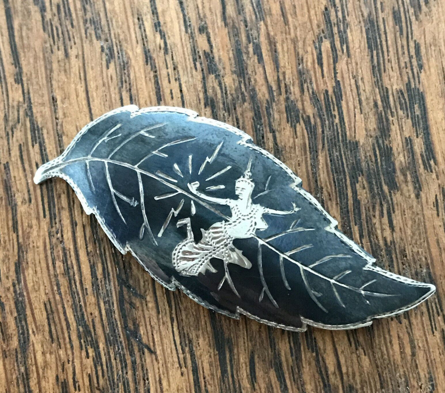 Vintage 1940’s Siam / Thailand Sterling Silver Leaf Brooch / Pendant - Etched Dancing figure