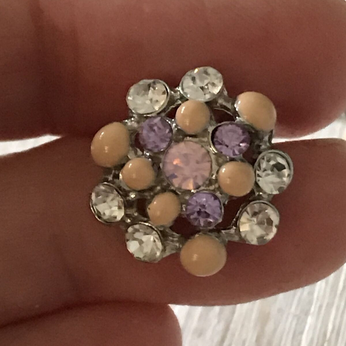 Pretty Vintage Cluster Stud Earrings. Diamante And Pink Stones. Vintage Style. Pretty. For pierced ears.