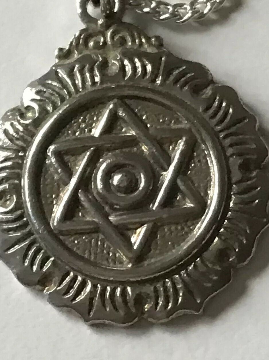 Vintage Star Of David Pendant On New Silver Plated Curb Chain