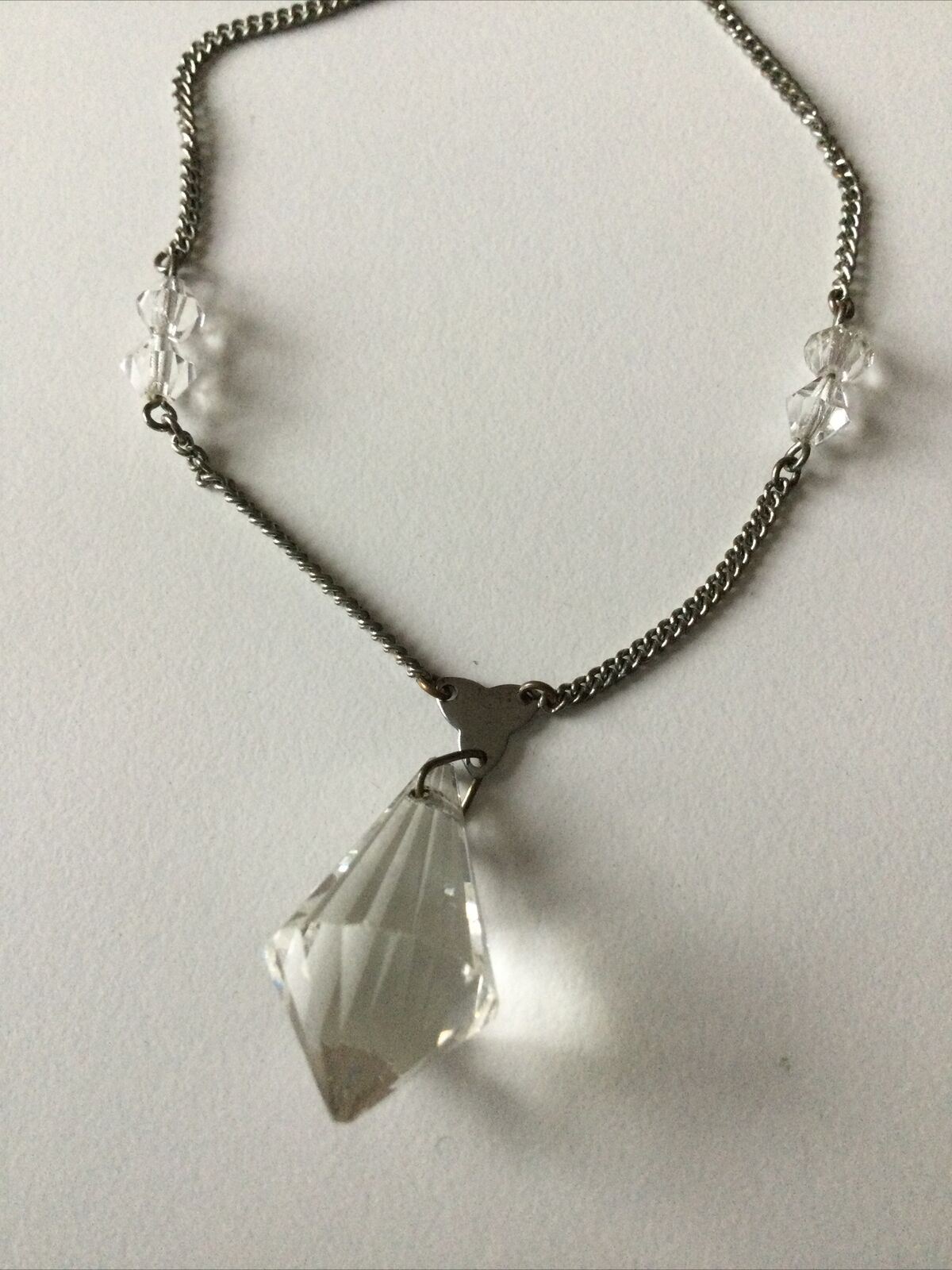 Pretty Necklace. Glass Crystal Faceted Pendant. On Silver Tone 16” Chain.