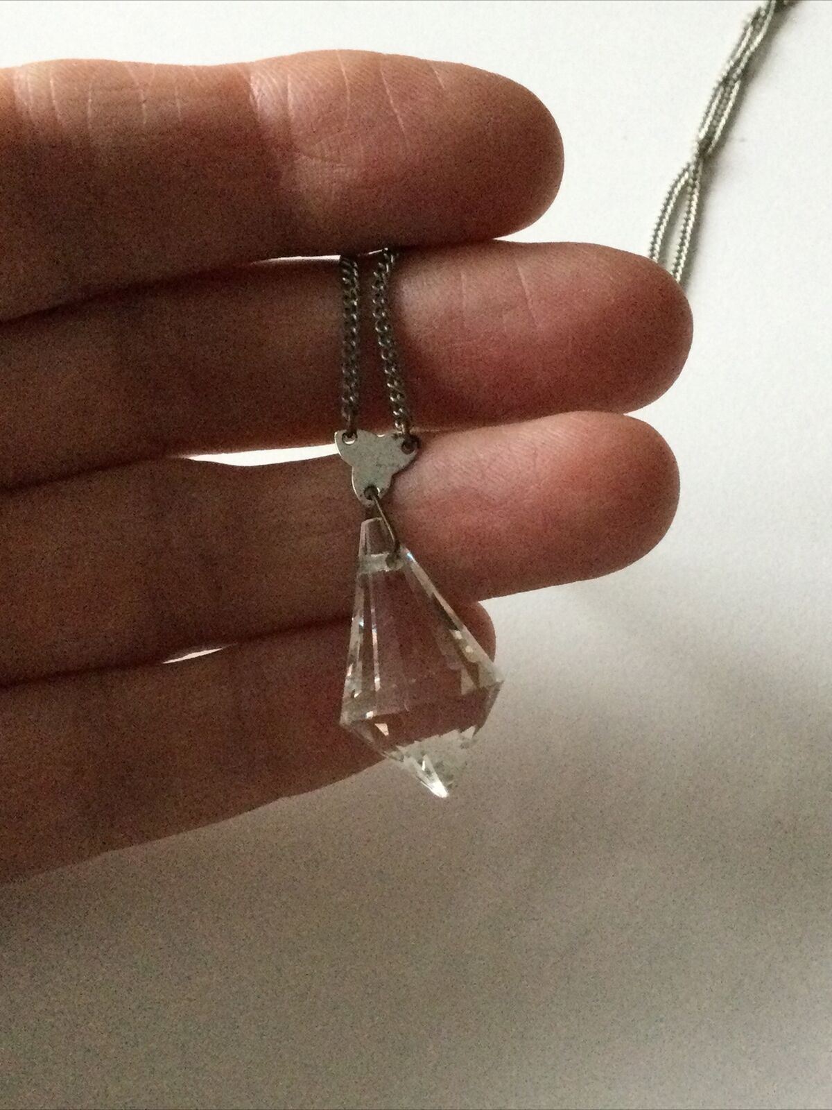 Pretty Necklace. Glass Crystal Faceted Pendant. On Silver Tone 16” Chain.