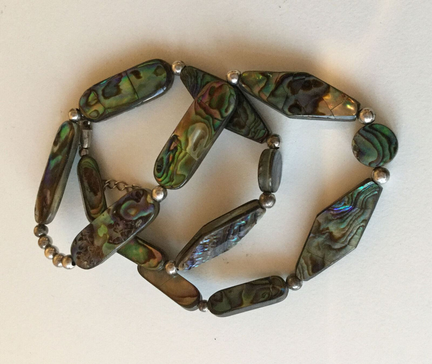 Pretty Vintage Abalone Shell Bead Necklace. Iridescent Green And Purple. Peacock