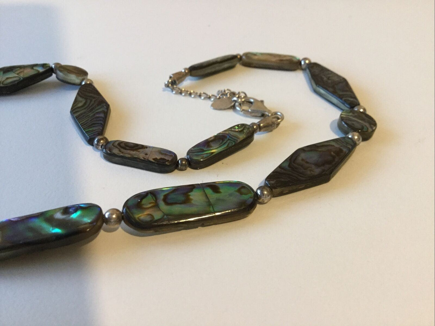 Pretty Vintage Abalone Shell Bead Necklace. Iridescent Green And Purple. Peacock