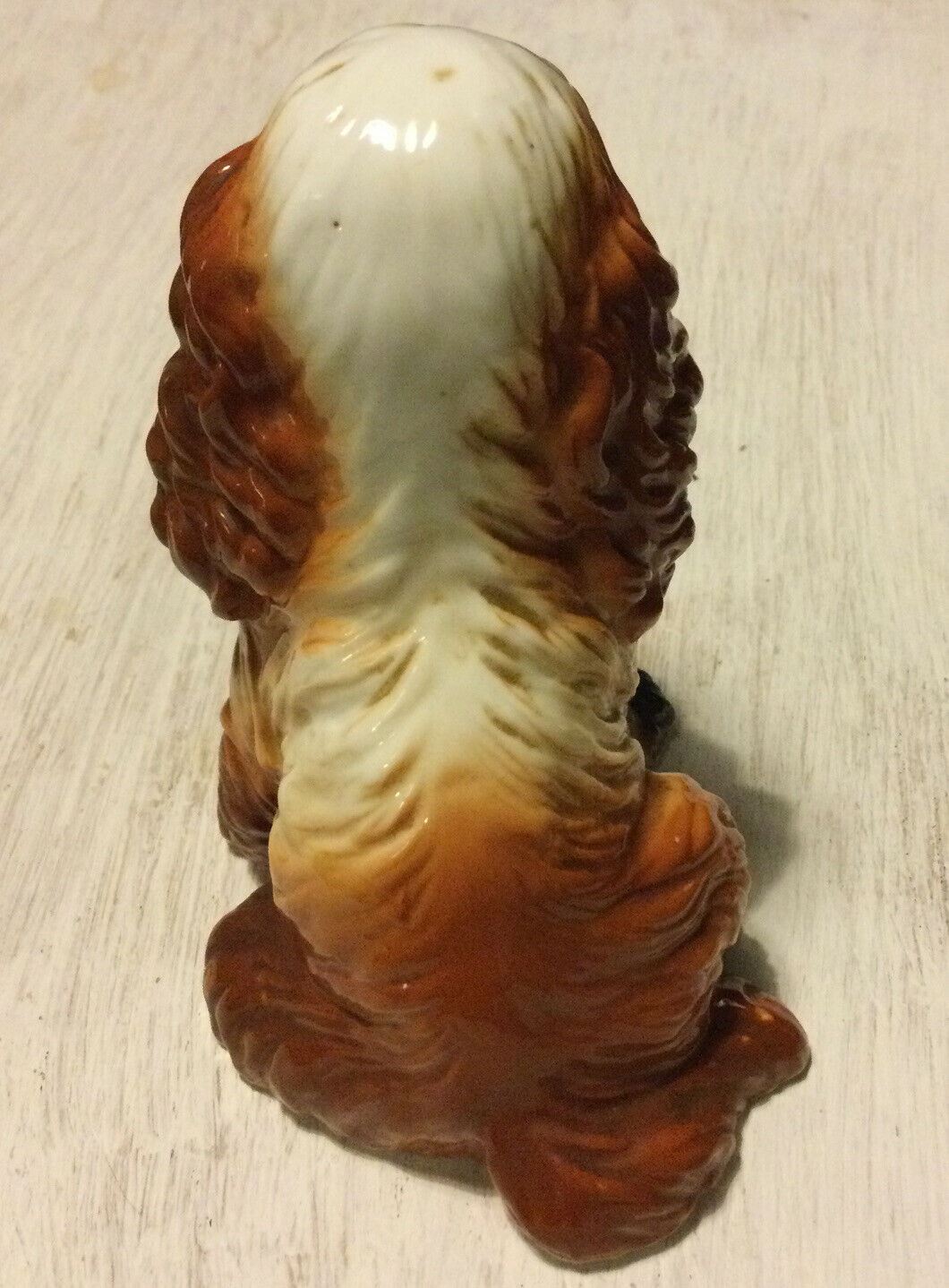 Beautiful Spaniel Dog Ornament Figurine Dog Lovers Gift Approx 9.5 Cm. Brown and white.