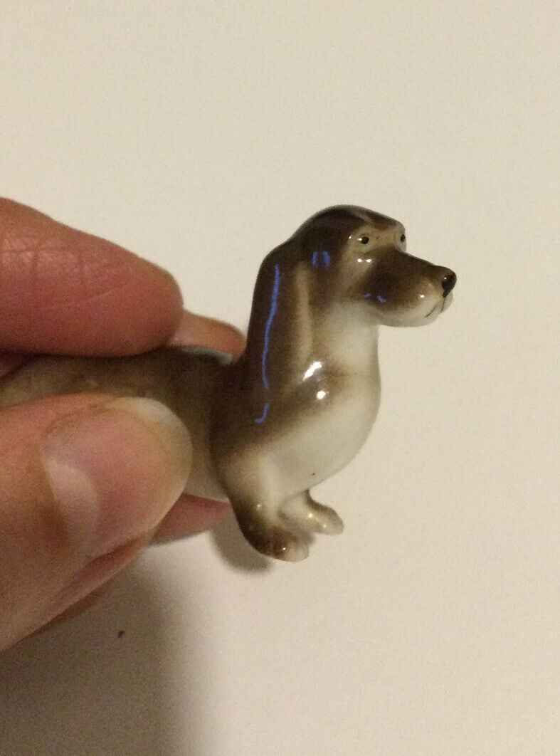 Vintage USSR Dog Figurine. Dachshund. Sausage Dog Sitting. Miniature Ornament. 3.5cm.
