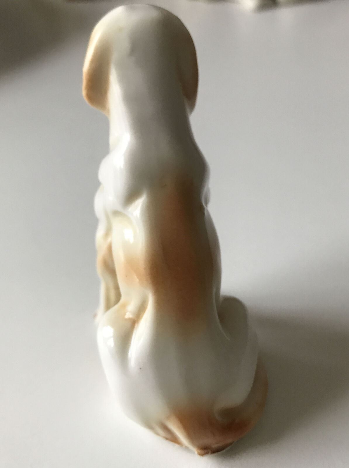 Spaniel / Hound Dog Ornament. Brown And White. Sitting. Approx 7cm High.