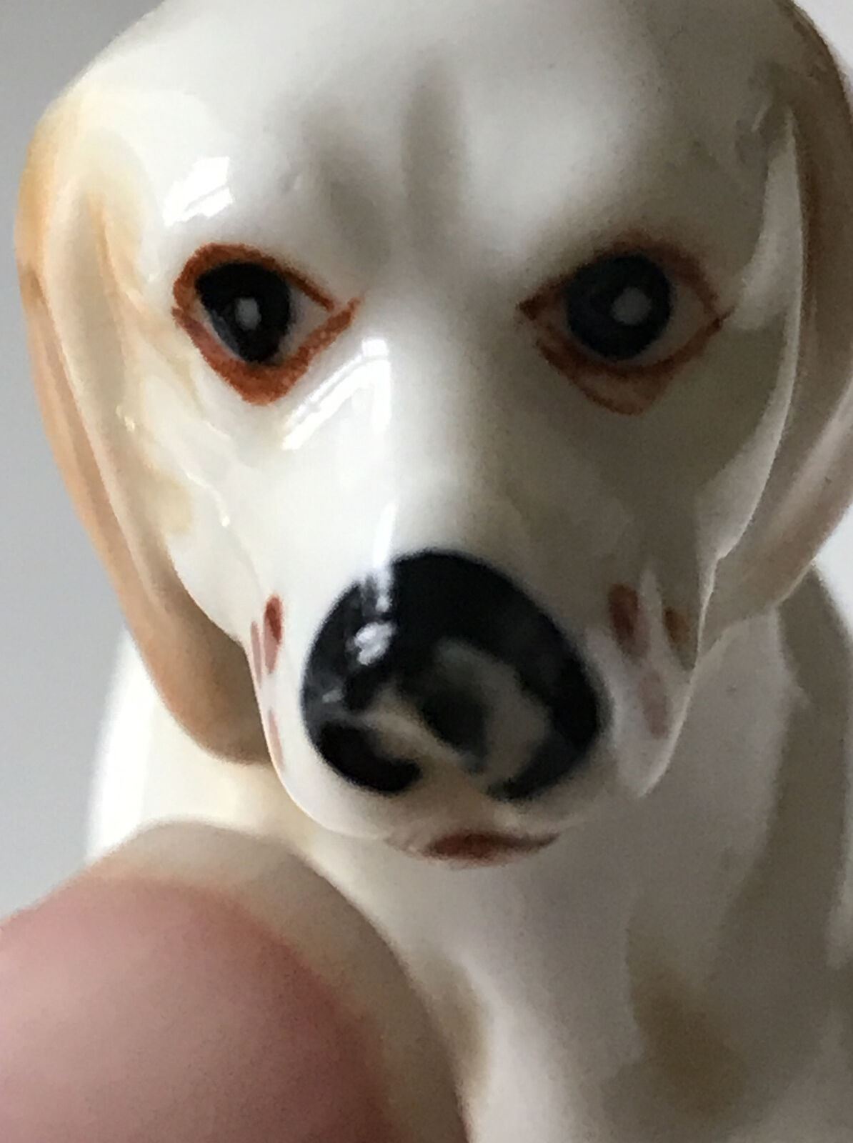 Spaniel / Hound Dog Ornament. Brown And White. Sitting. Approx 7cm High.