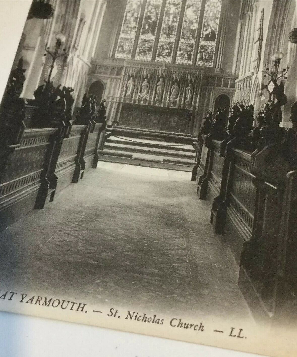 Vintage Postcard St Nicholas Church Great Yarmouth Unposted. 13 L.L Black & Whit