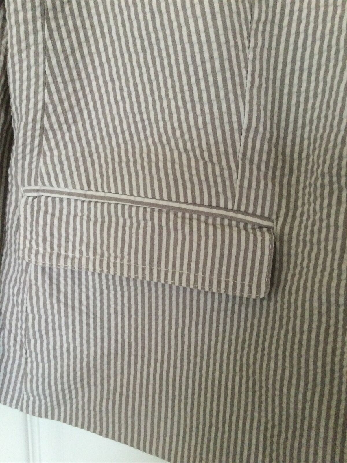 Gap Jacket / Blazer - Size 8 - Brown White Stripes - Lightweight Seersucker Fabric - Boating look