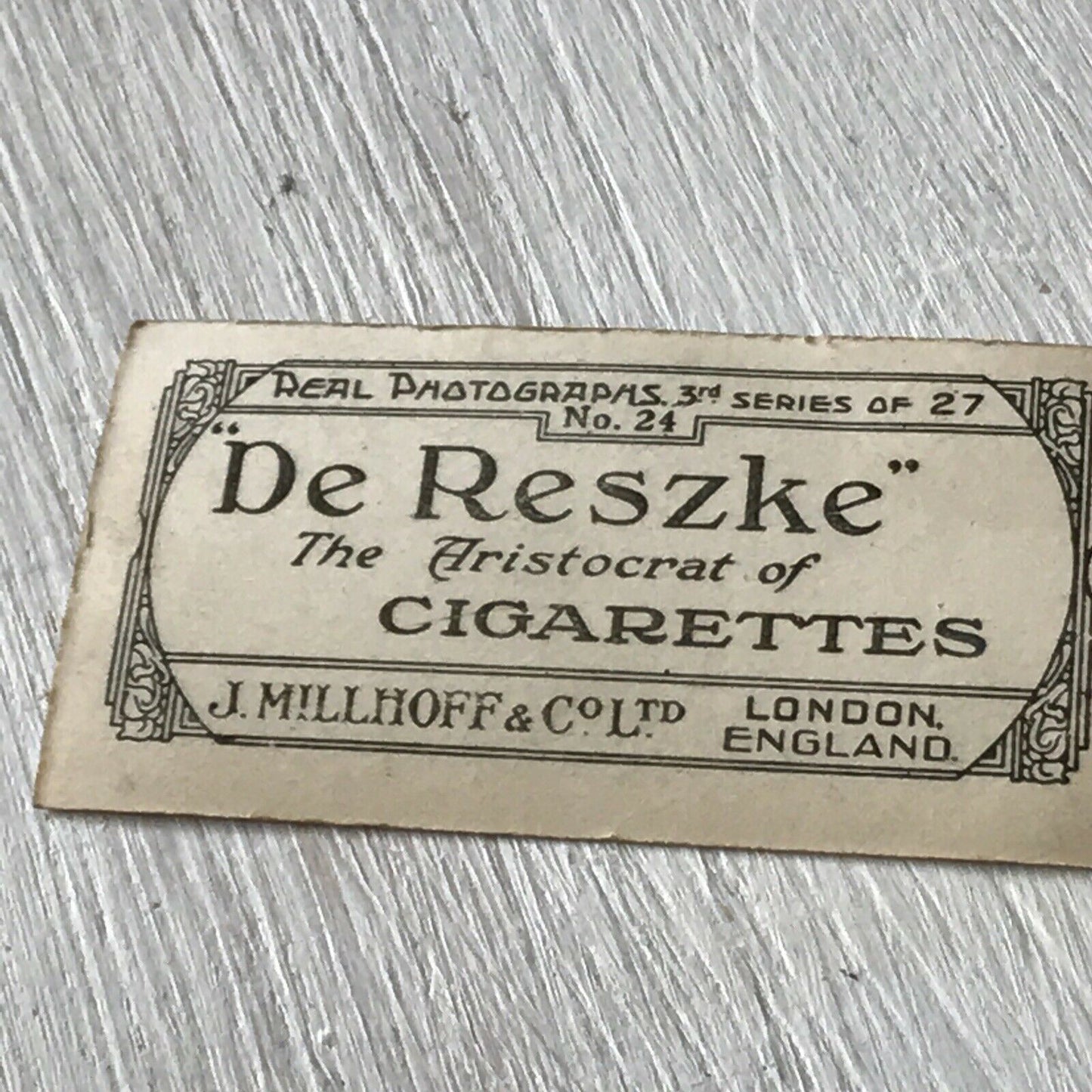 De Reszke Cigarette Card Series 3 no.24. 'Chicken Hearted'. Cute kittens & chick photo. 1930s.