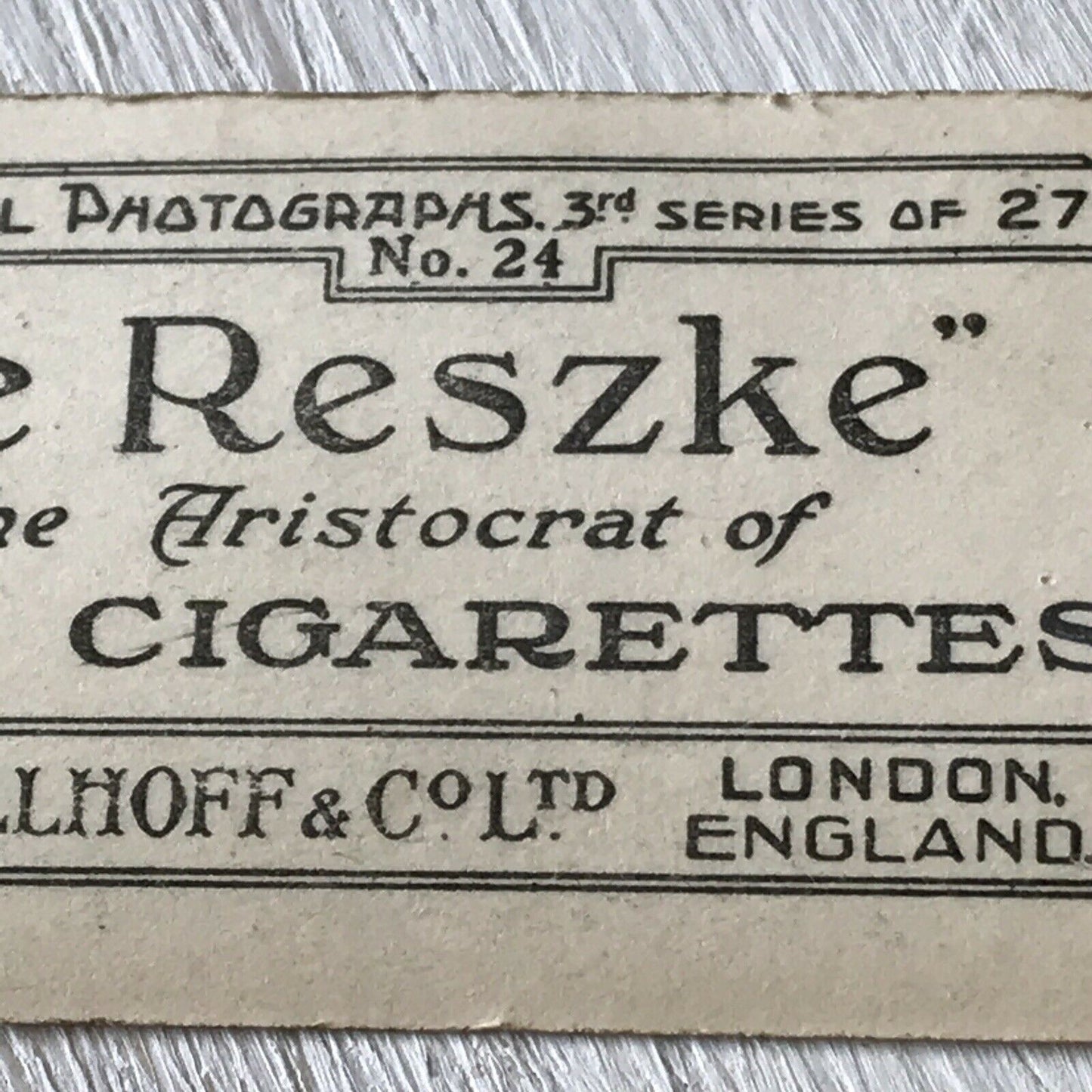 De Reszke Cigarette Card Series 3 no.24. 'Chicken Hearted'. Cute kittens & chick photo. 1930s.