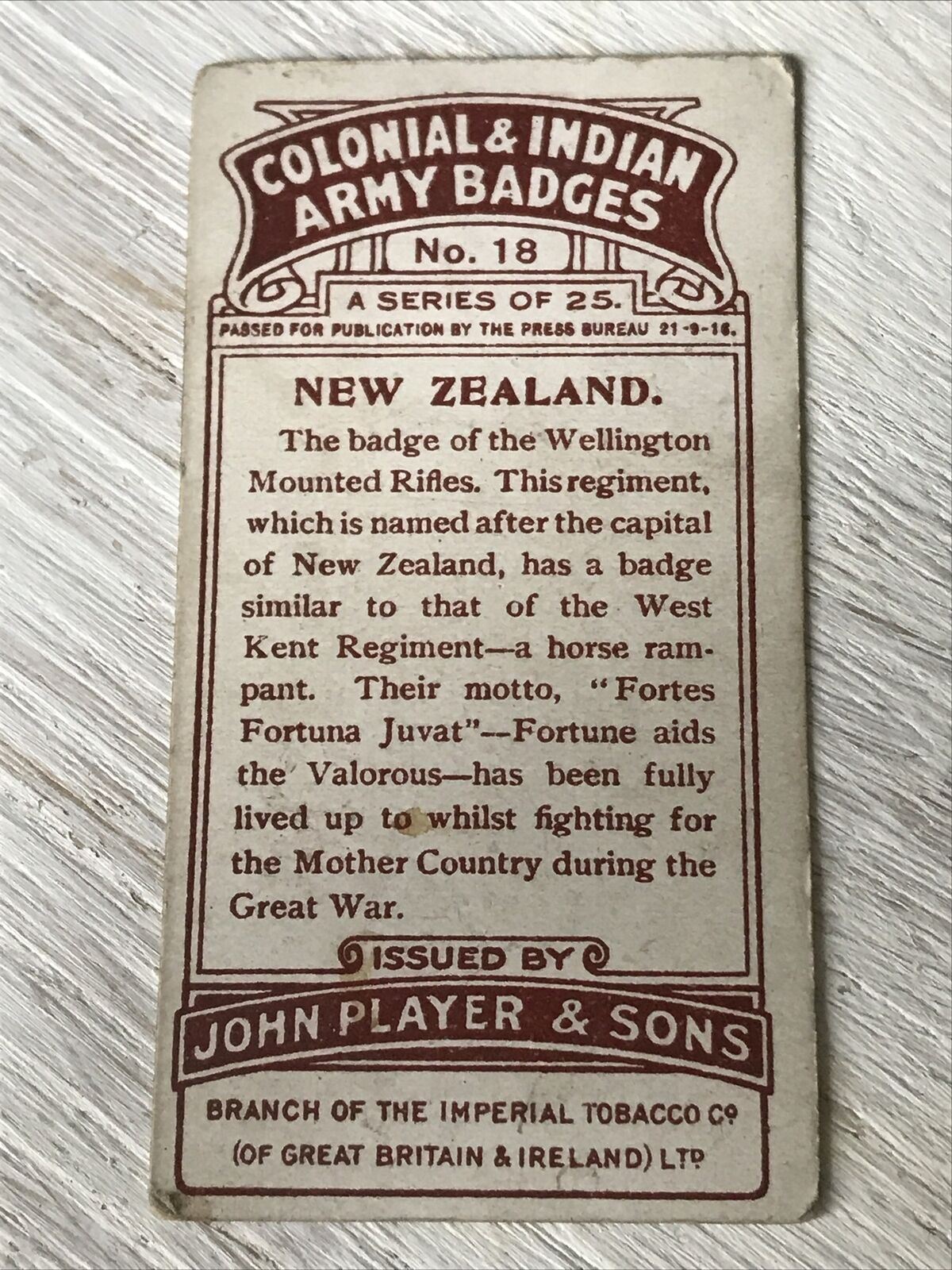 Players Cigarettes Card - Colonial & Indian Army Badges - No. 18 New Zealand - Wellington Mounted Rifles