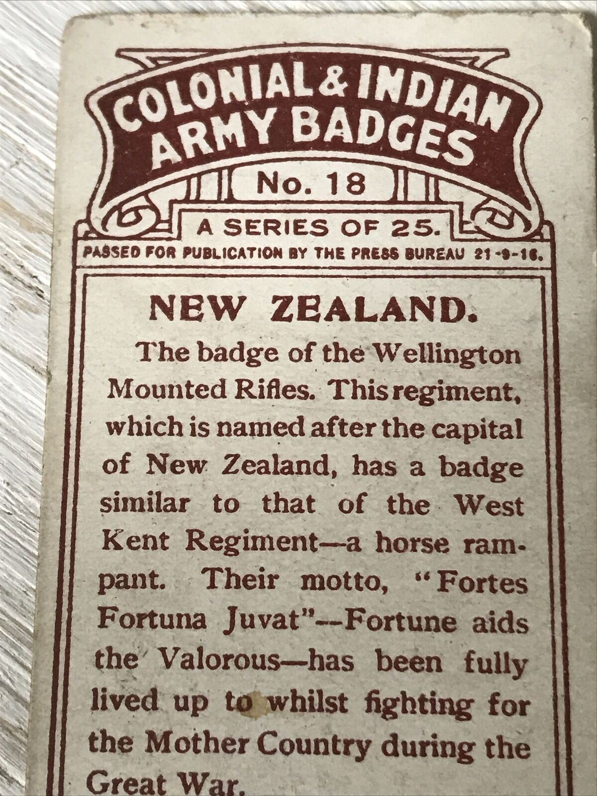 Players Cigarettes Card - Colonial & Indian Army Badges - No. 18 New Zealand - Wellington Mounted Rifles