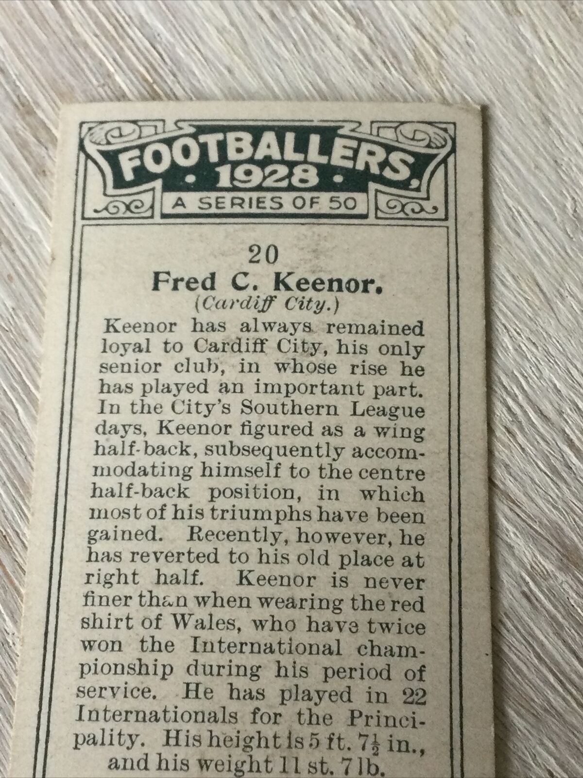 PLAYER'S Cigarette Card FOOTBALLERS 1928 Fred Keenor Cardiff City Wales No. 20