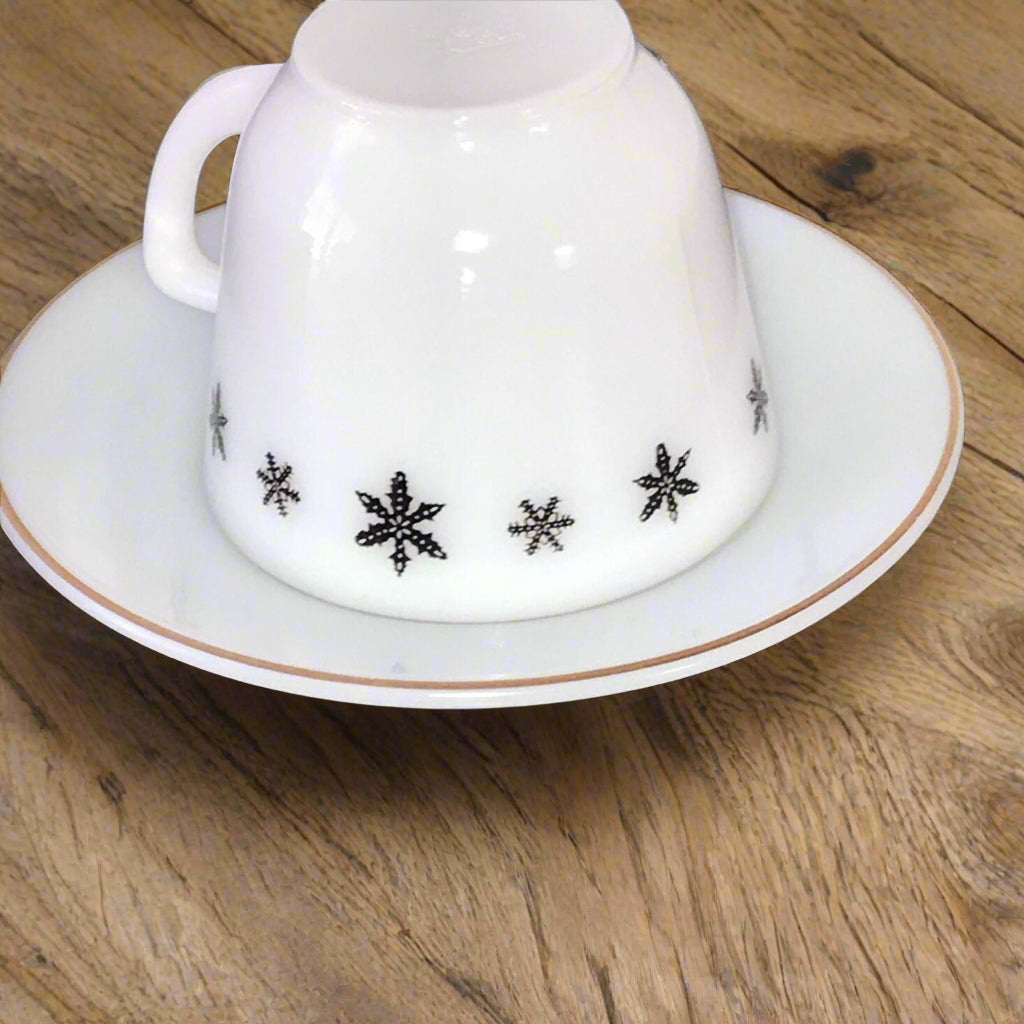 Vintage Pyrex JAJ Gaiety Snowflake Tea Cup And Saucer. Great For Christmas - Grey and White