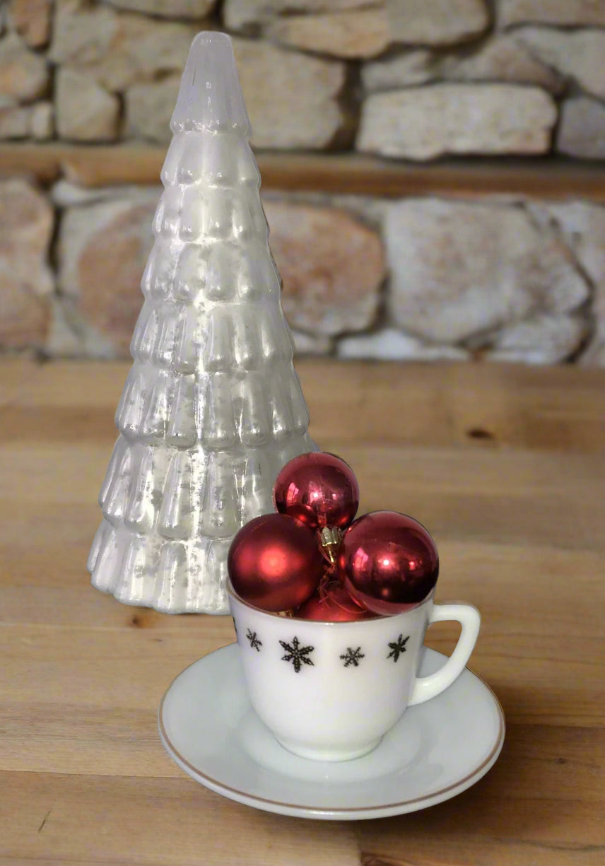 Vintage Pyrex JAJ Gaiety Snowflake Tea Cup And Saucer. Great For Christmas - Grey and White