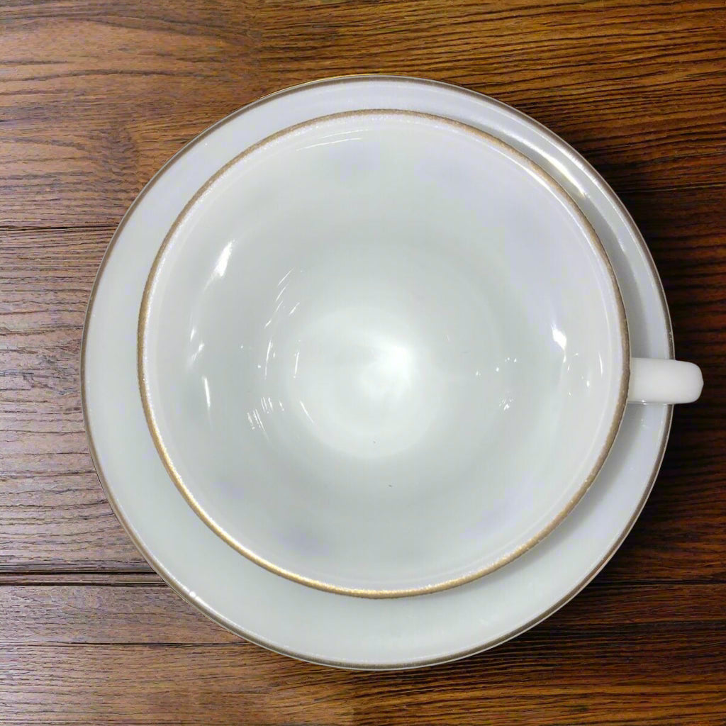 Vintage Pyrex JAJ Gaiety Snowflake Tea Cup And Saucer. Great For Christmas - Grey and White