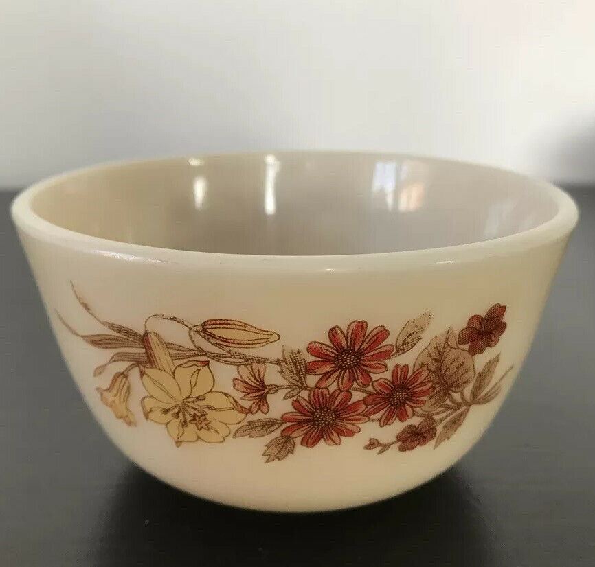 Vintage 1970s Pyrex Small Bowl – Floral Brown, 11cm diameter - Warm Autumnal Colours - 70s Kitchenware