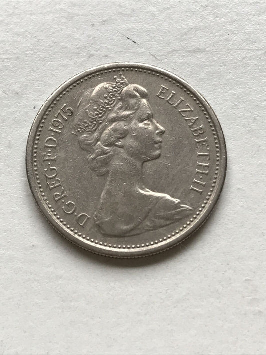 1975 5 Pence Coin UK Elizabeth II