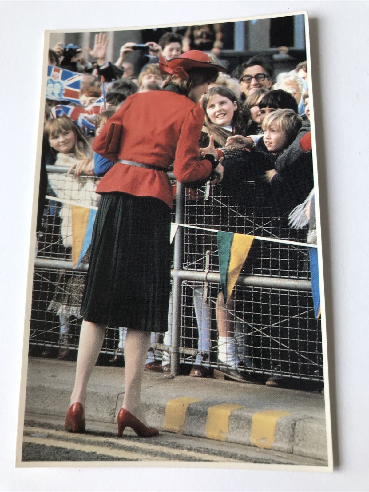Princess Diana Postcard Vintage - England - 1981 Greeting The Public Royal Tour Of Wales