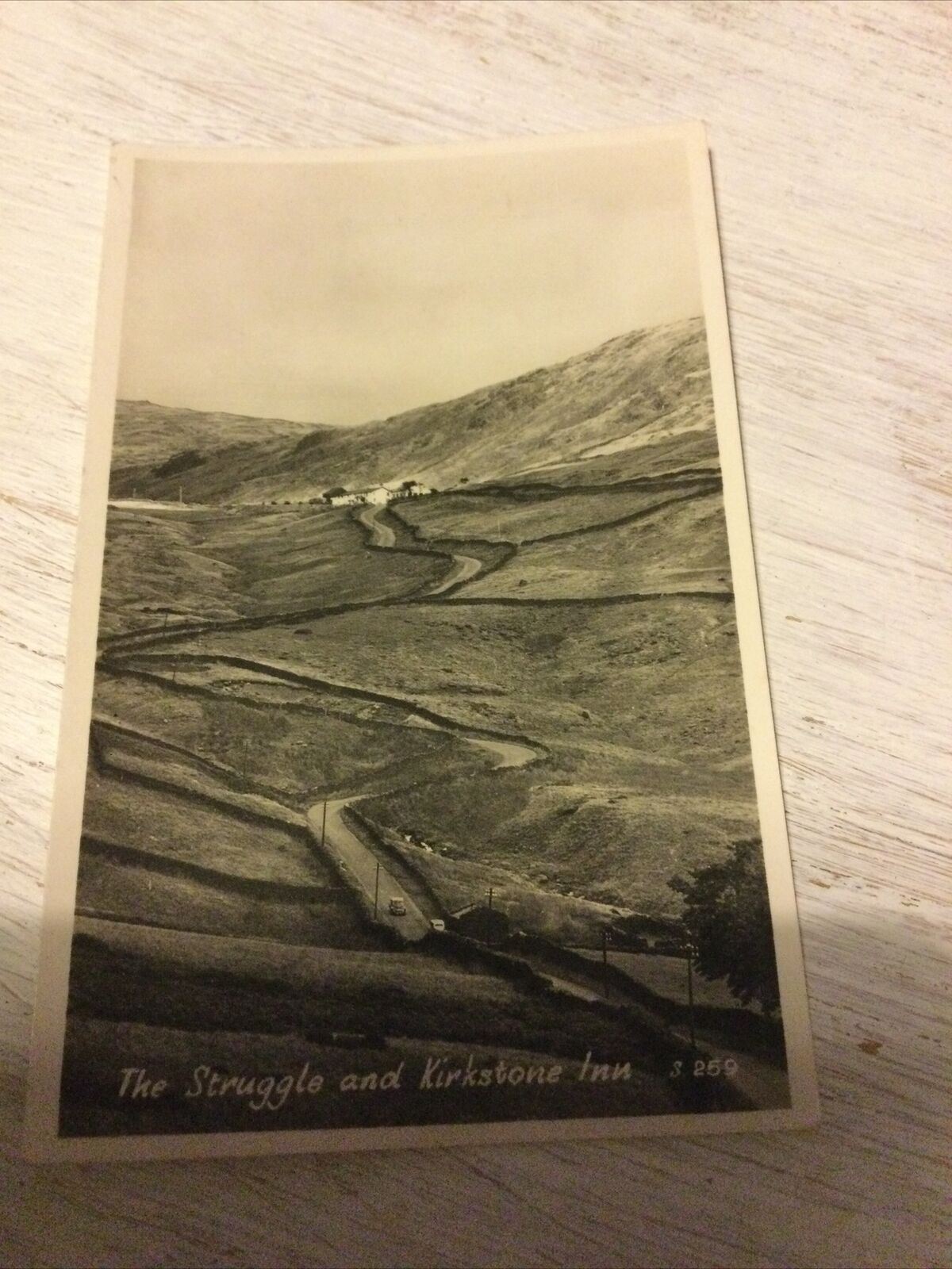 Vintage Postcard - ENGLAND - The Struggle & Kirkstone Inn Cumbria Mountains