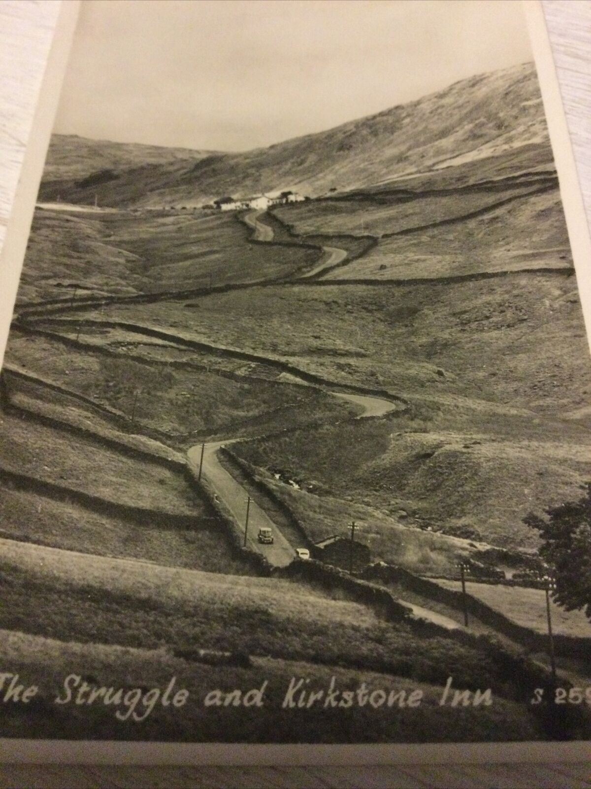 Vintage Postcard - ENGLAND - The Struggle & Kirkstone Inn Cumbria Mountains