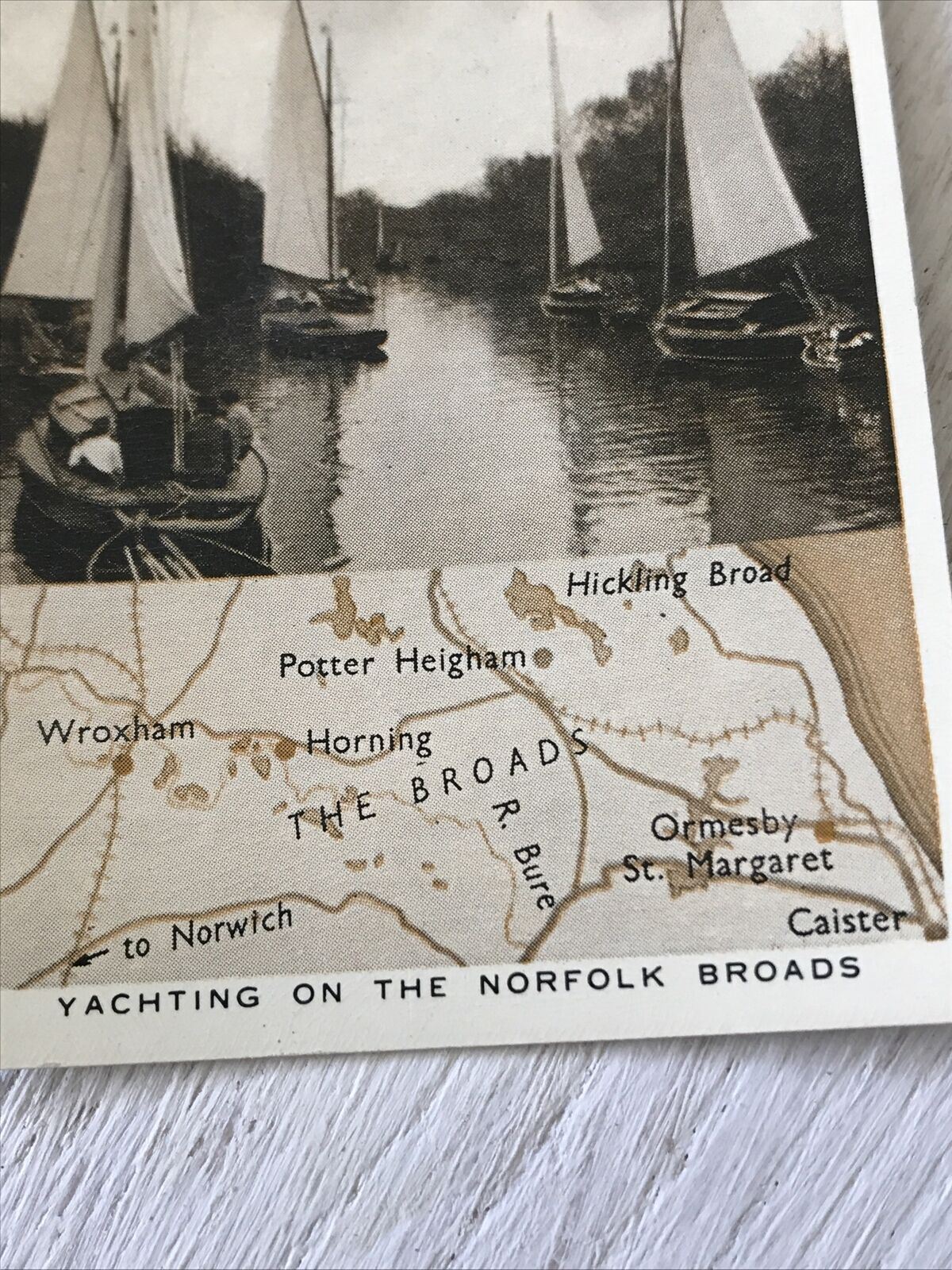 Churchmans Cigarette Card Holidays In Britain 18 Yachting Norfolk Broads Vintage