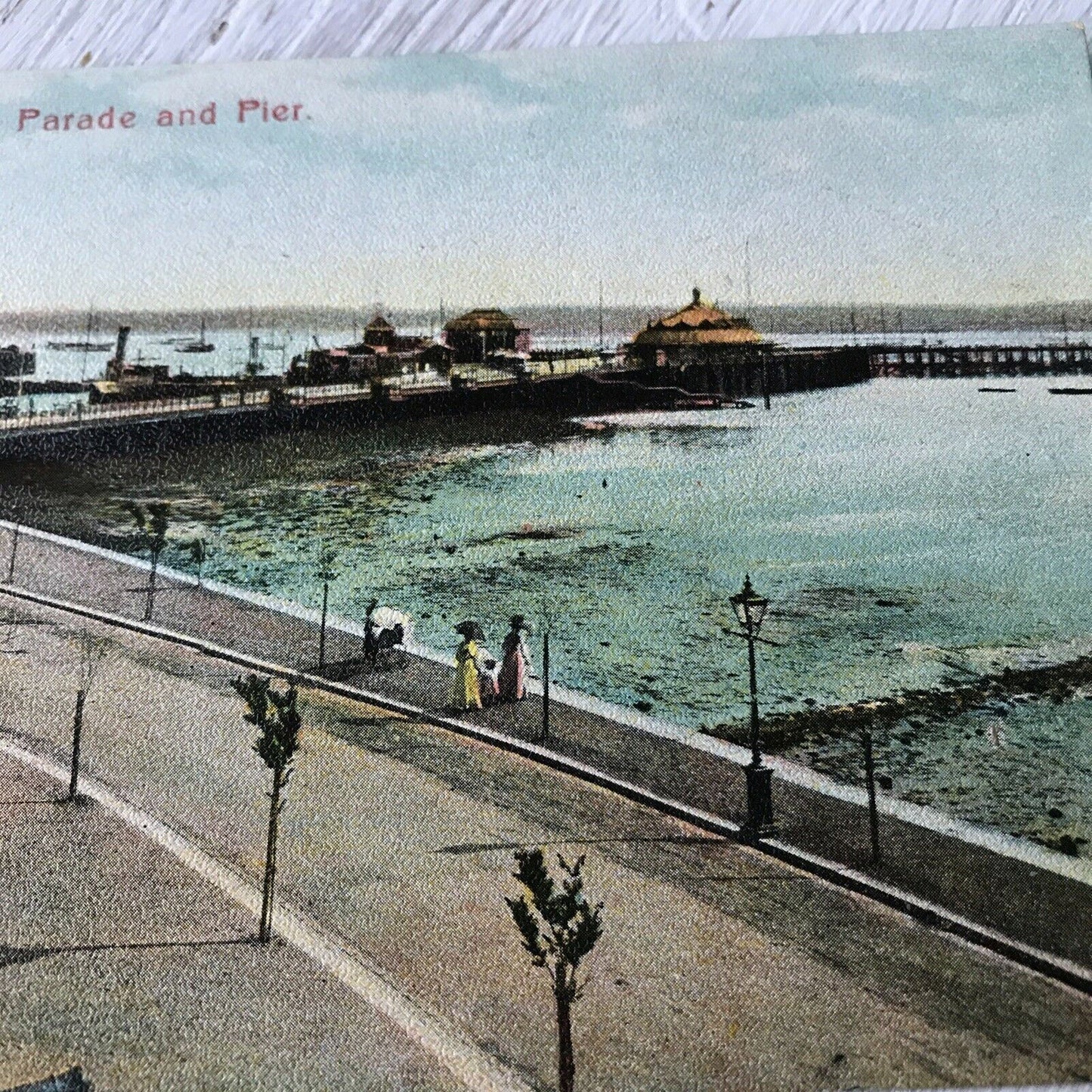 Vintage Postcard Tinted Southampton Parade & Pier Sea Promenade