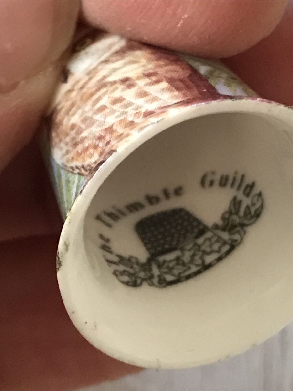Bone China Thimble - Owl - Bird Design - The Thimble Guild - Rim slightly damaged - see photos