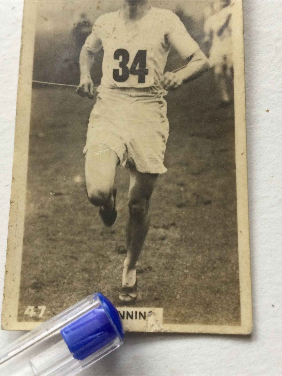 D G A LOWE RUNNING Lambert & Butler Cigarette Card World Of Sport #47 Real Photo
