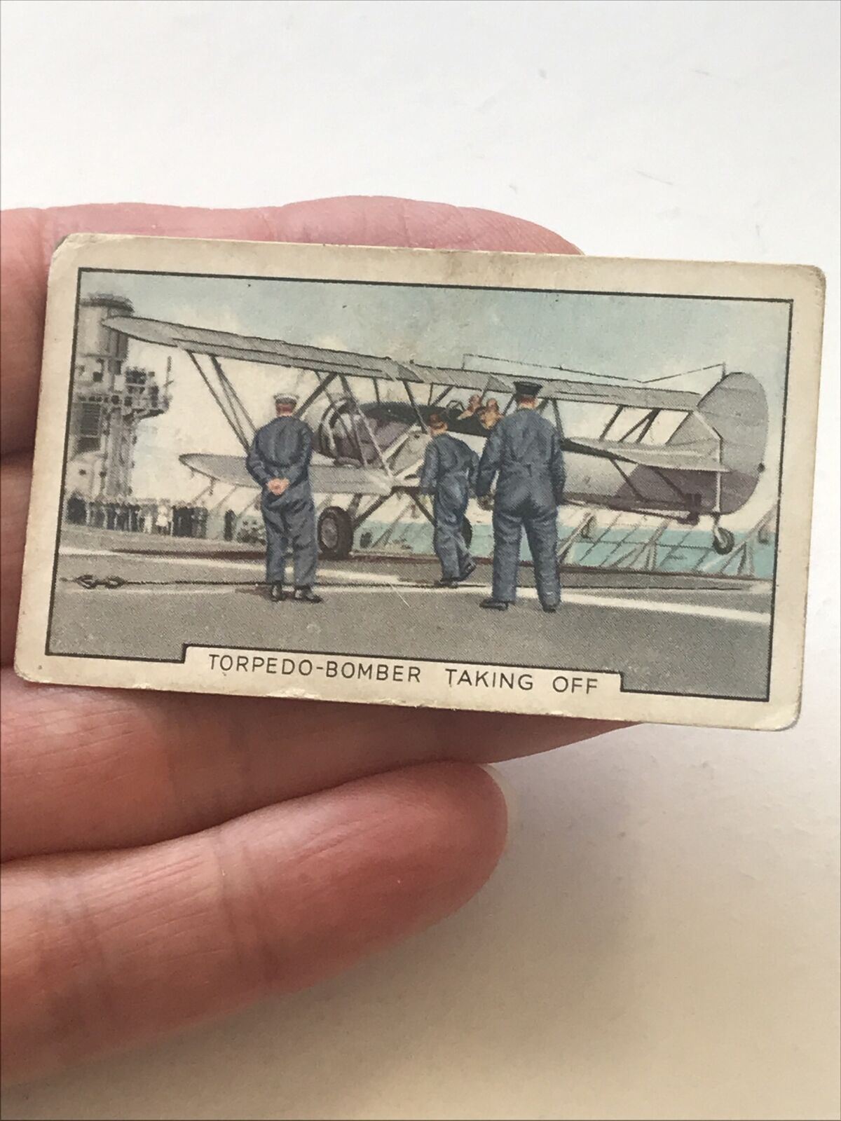 TORPEDO BOMBER TAKING OFF Park Drive Gallaher Cigarette Card. The Navy #4 Blackburn Shark 1937