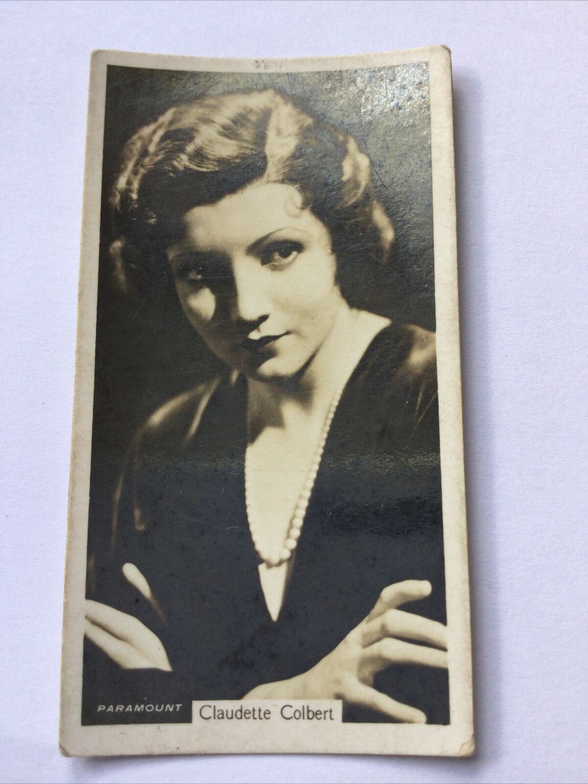 CLAUDETTE COLBERT Photo - John Sinclair Cigarette Card - Film Stars - #6 - Actress - 'The Big Pond'