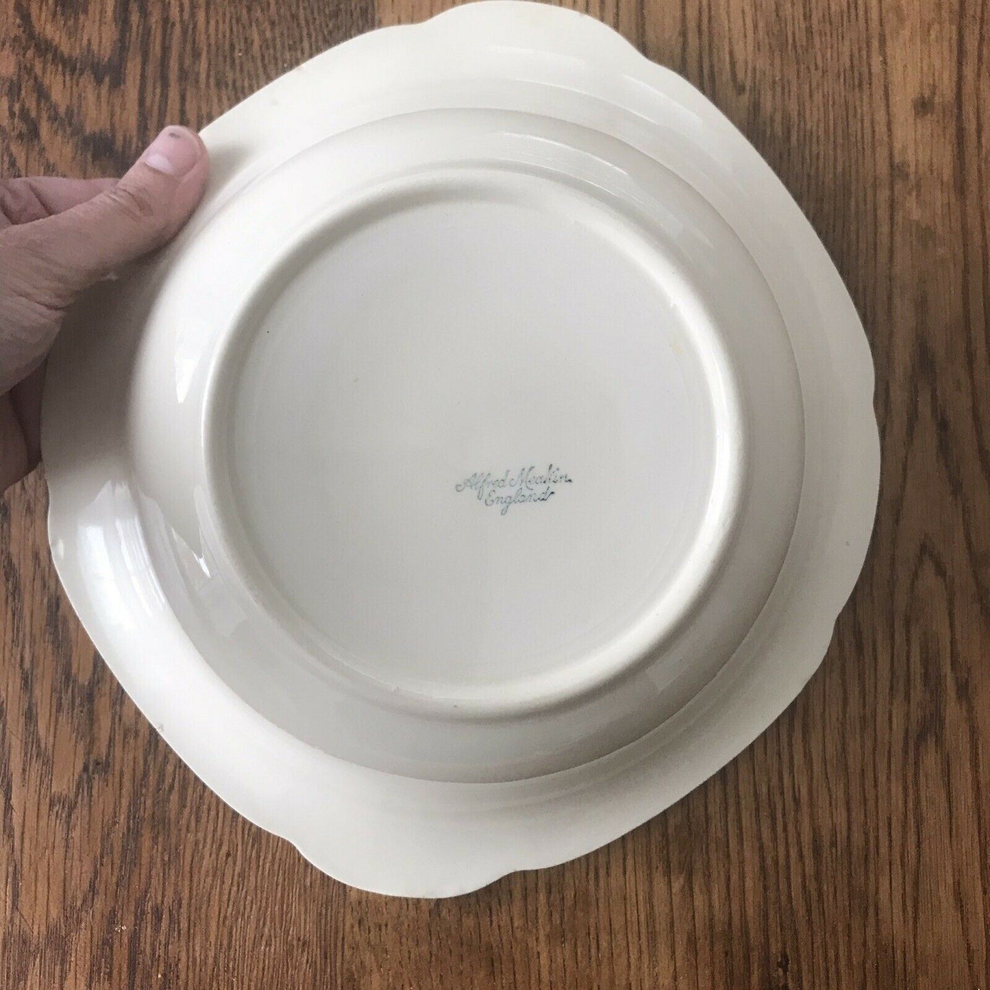 Vintage Art Deco Elegant Cream Coloured Serving Dish / Bowl. Fluted Edge ALFRED MEAKIN
