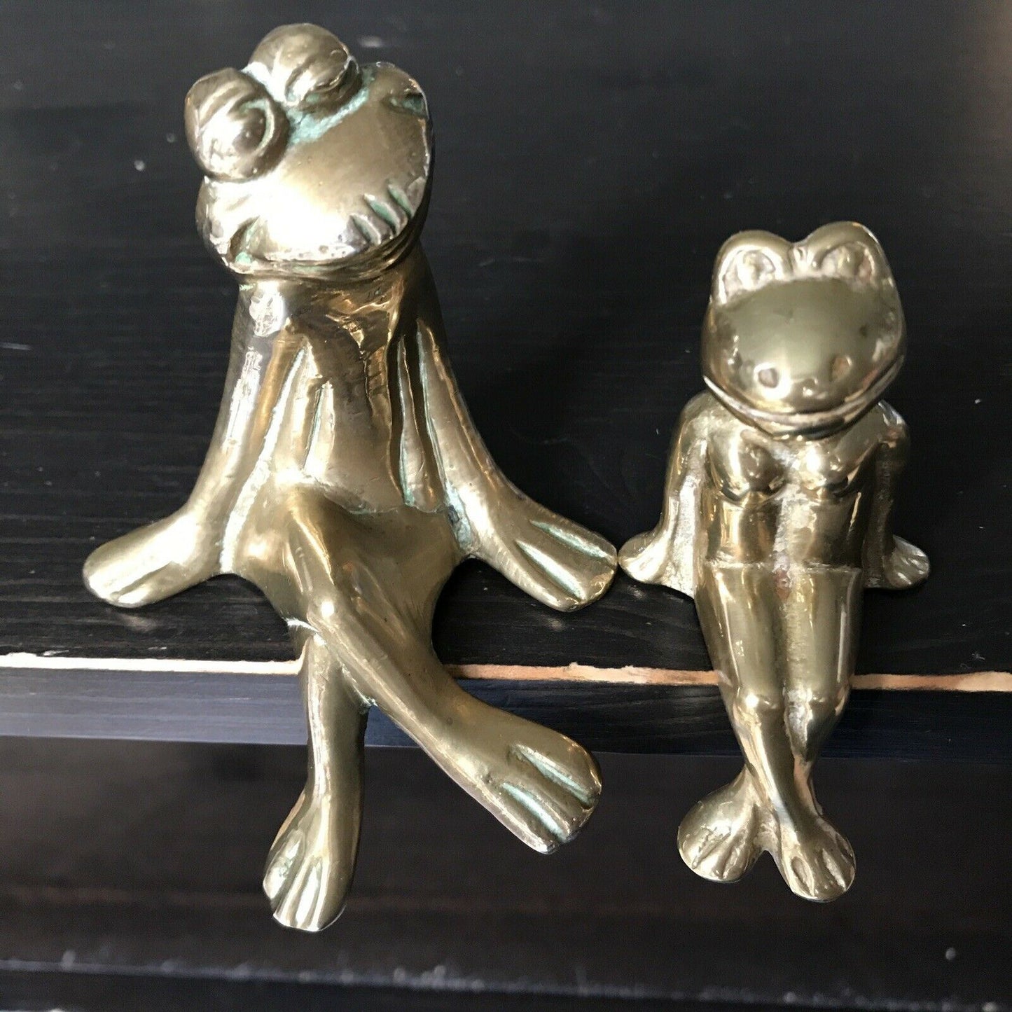 Pair Of Cute Vintage Retro Shelf Sitting Brass Frogs. Heavy Weight. Courting frogs. Valentines Gift
