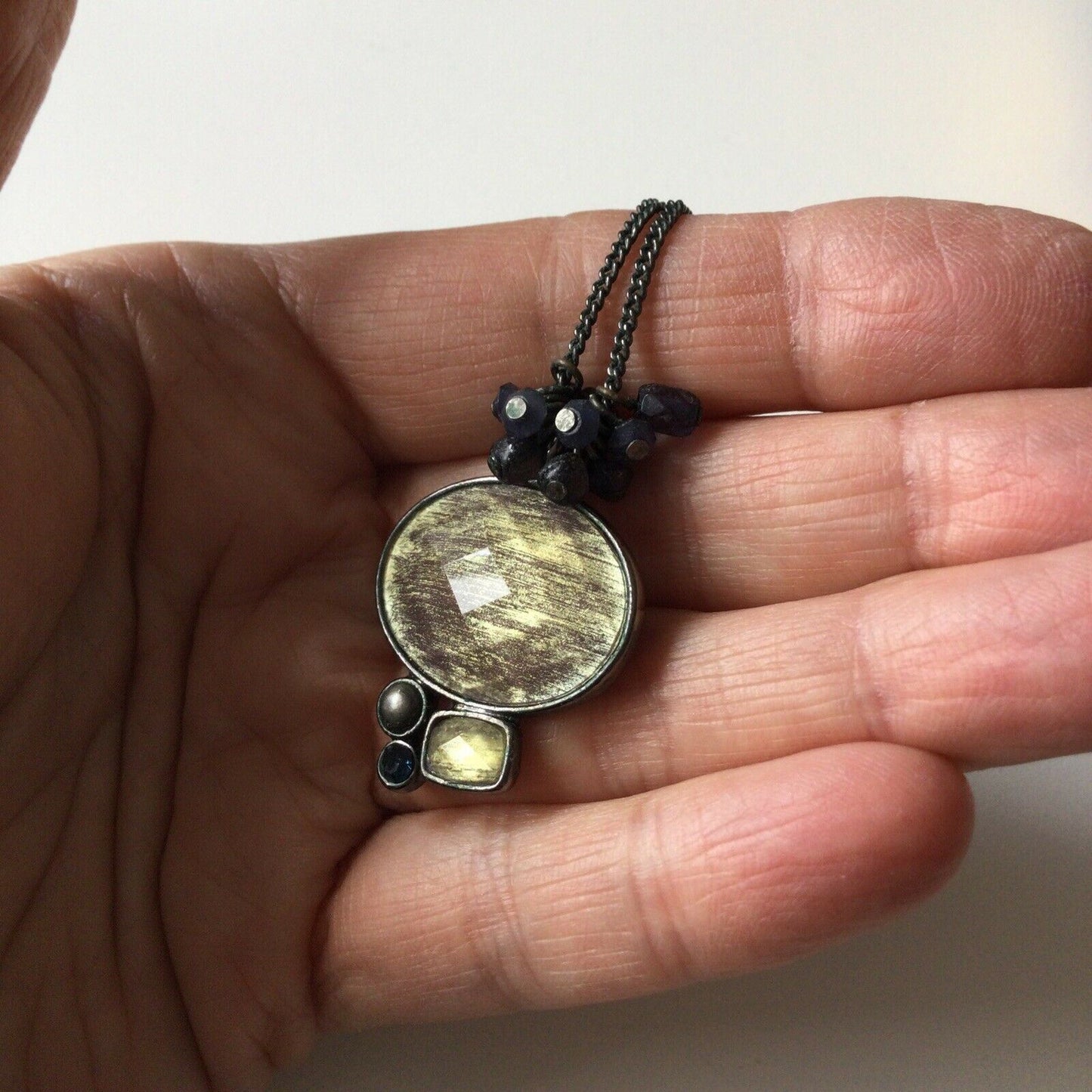Pretty Gun Metal Colour Pendant Necklace With Smokey Colour Stones Evening Party