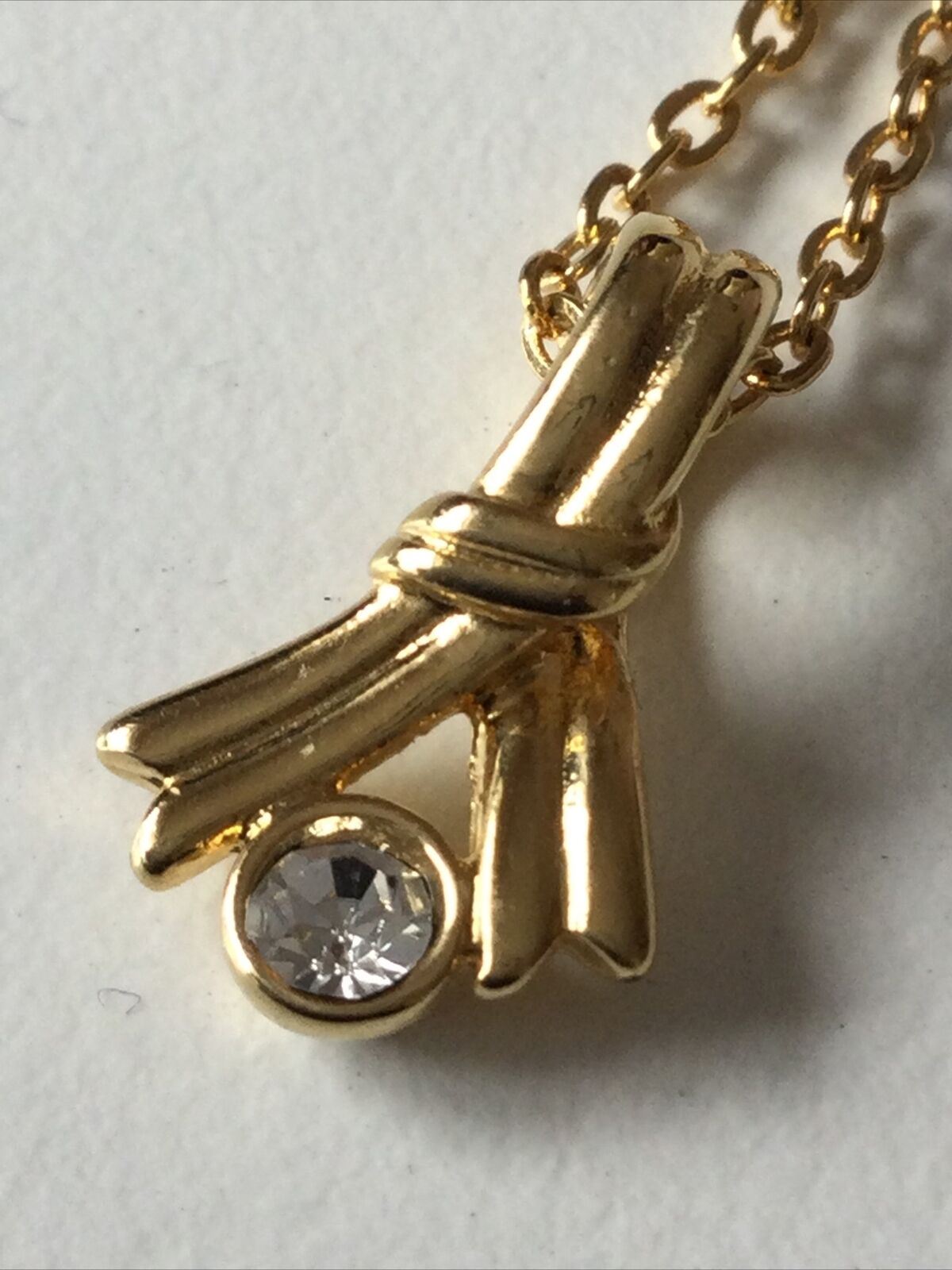 Elegant Classic Pierre Cardin Gold Plated Cubic Zirconia Pendant Necklace. Twist Design 18” -
