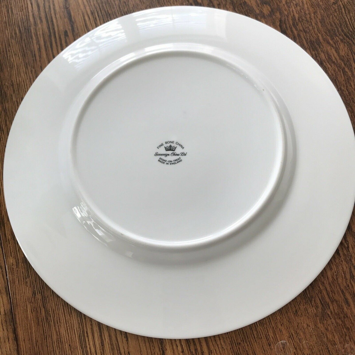 Large Bone China Floral Plate Spring Flowers Sovereign China Stoke On Trent Pretty. 27 cm diameter.