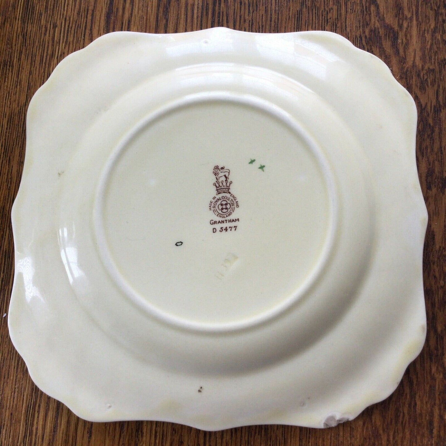 Royal Doulton Grantham - Square Fluted Edge Plate - Floral Design - D 5477 - Brown and muted pastels