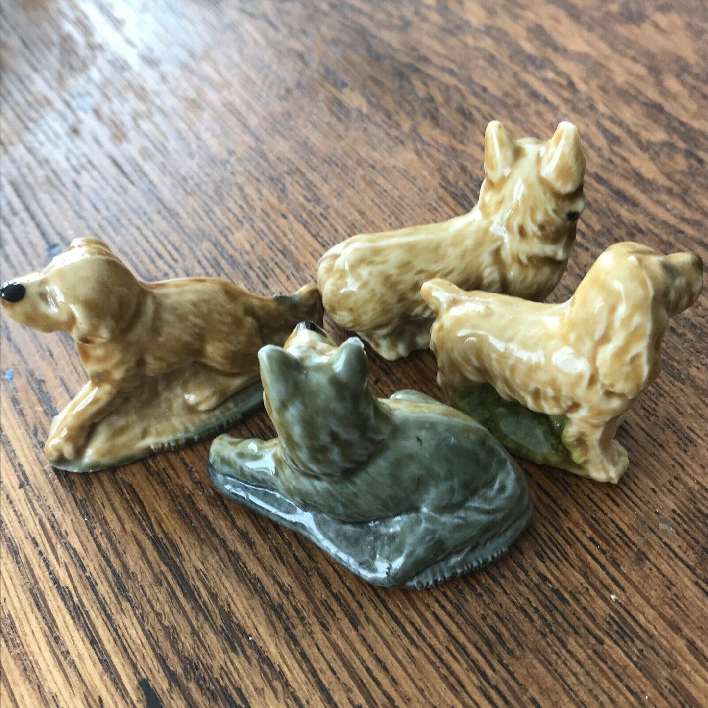 Set Of 4 Wade Whimsie Dogs Corgi, Spaniel and others! 1970s dog collectibles / ornaments.