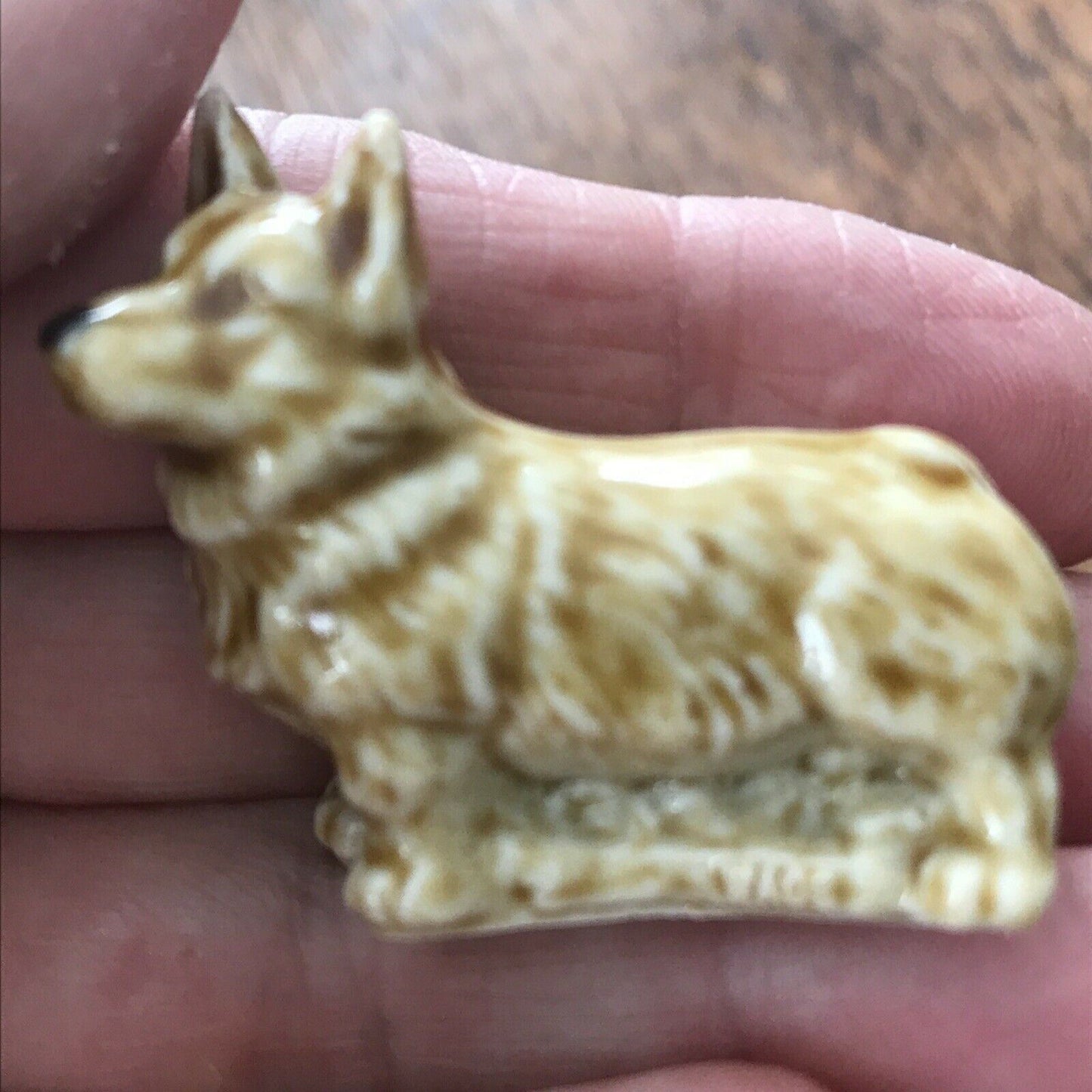 Set Of 4 Wade Whimsie Dogs Corgi, Spaniel and others! 1970s dog collectibles / ornaments.