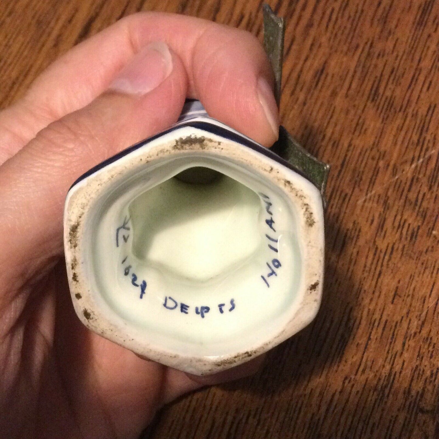 Delft Pottery Souvenir Windmill - Holland Netherlands - Blue and White - Sail Spins - SOME DAMAGE