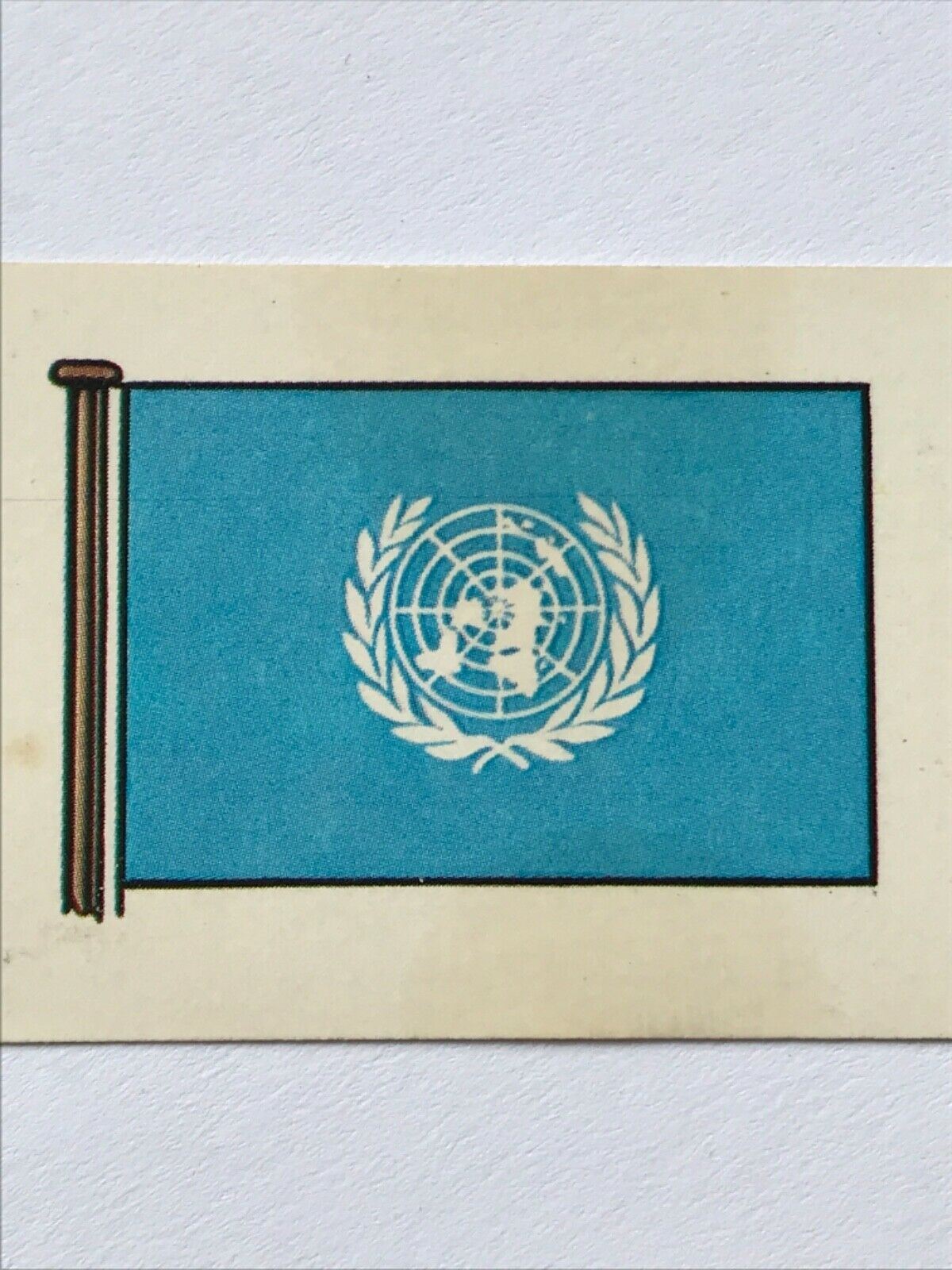Brooke Bond Tea Cards Flags & Emblems of the World - sold individually